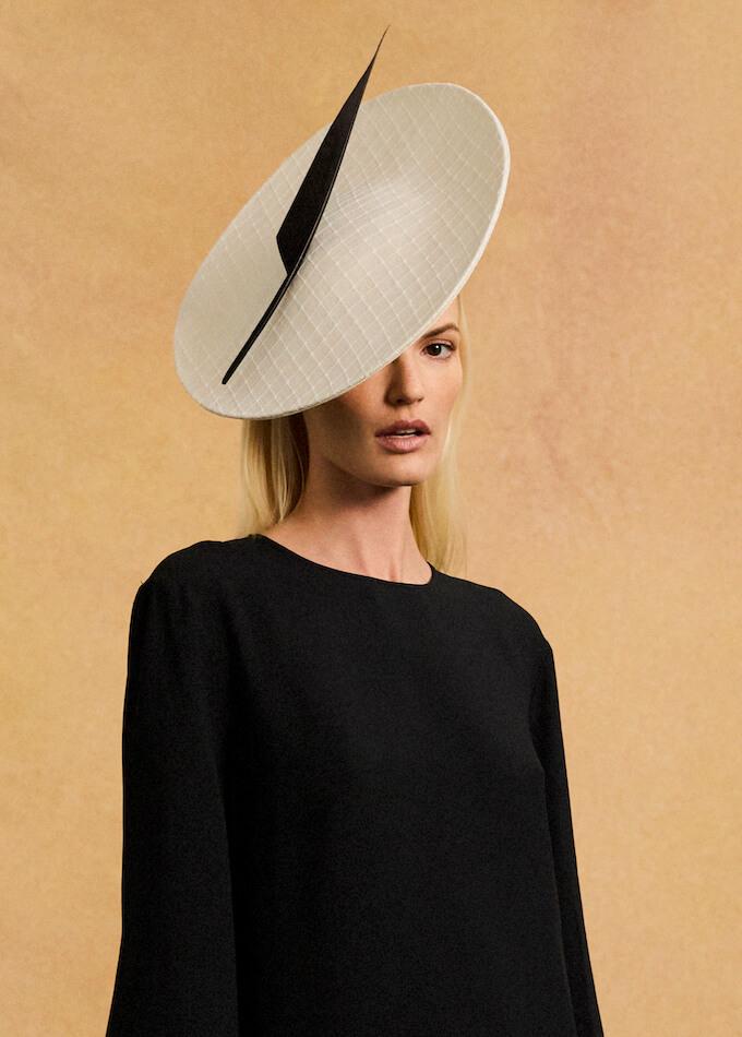 luxury white disc hat with black feather