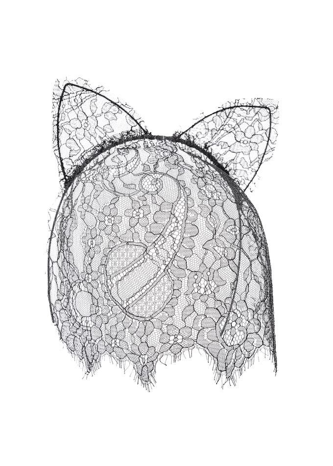 Claudine lace cat mask